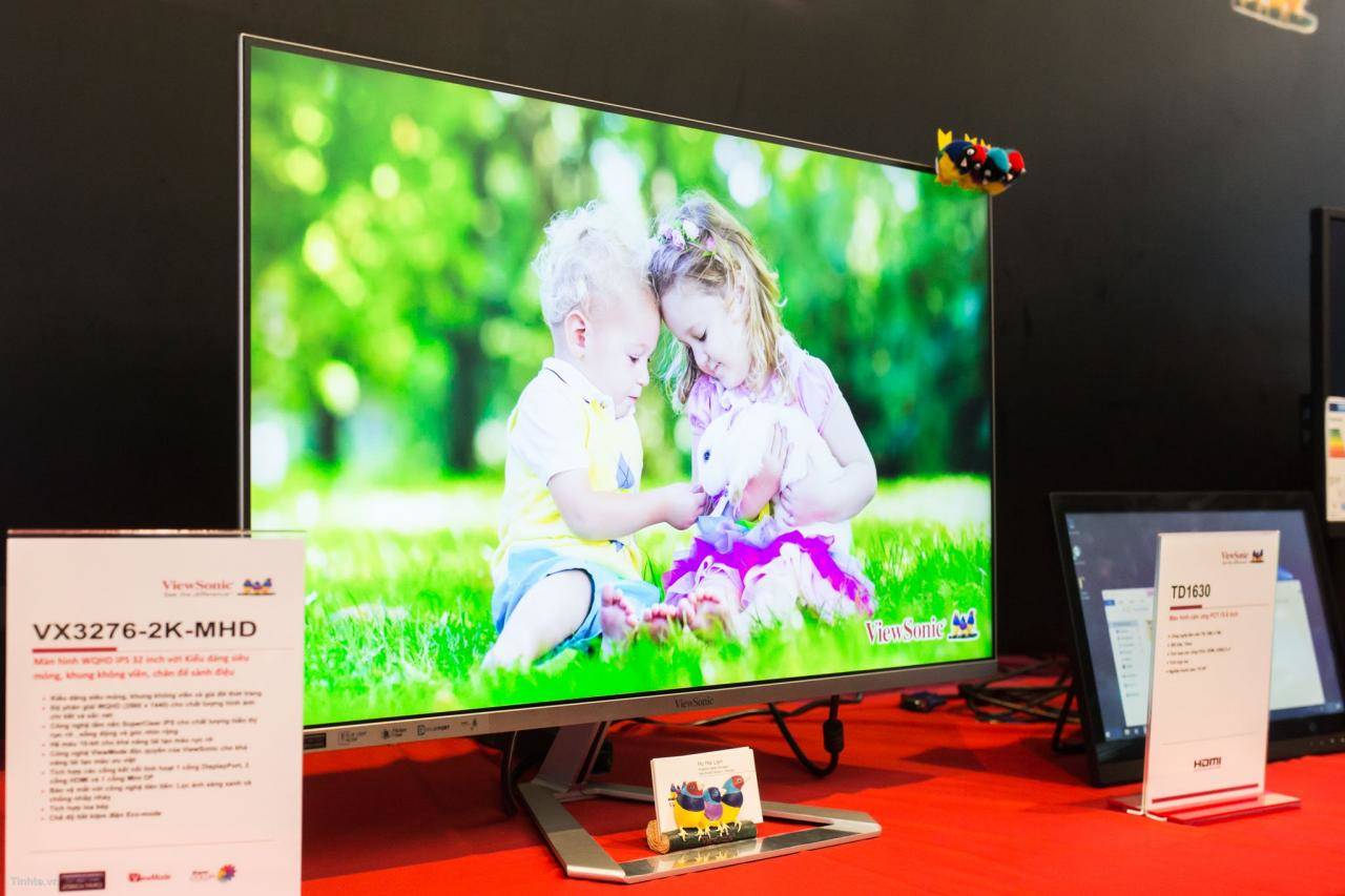 Tinhte.vn_ViewSonic-12.jpg Đang tải Tinhte.vn_ViewSonic-12.jpg…