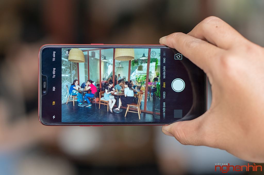 Đánh giá Oppo F7: vẻ đẹp hoàn hảo đến từ ngoại hình và camera ảnh 9