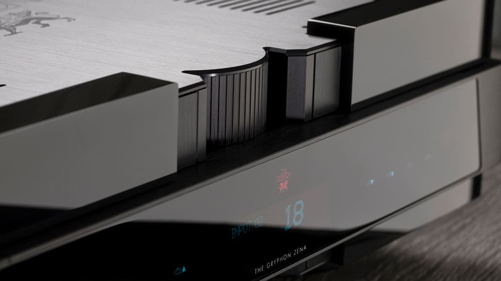 Gryphon Audio bất ngờ tung preamp tham chiếu mới Zena tại Munich Show 2018 ảnh 4