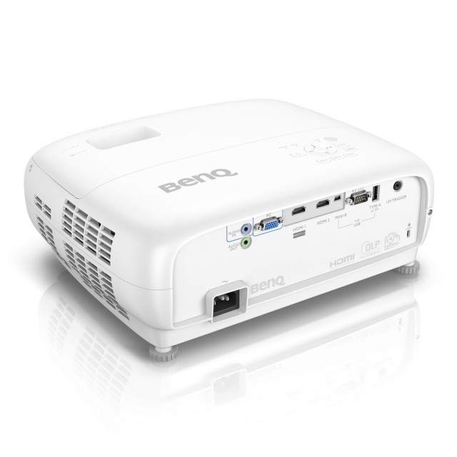BenQ TK800 - Độ phân giải 4K, có HDR, tối ưu nội dung bóng đá, giá chỉ 35.1 triệu đồng - Ảnh 1. BenQ TK800 - Độ phân giải 4K, có HDR, tối ưu nội dung bóng đá, giá chỉ 35.1 triệu đồng - Ảnh 1.