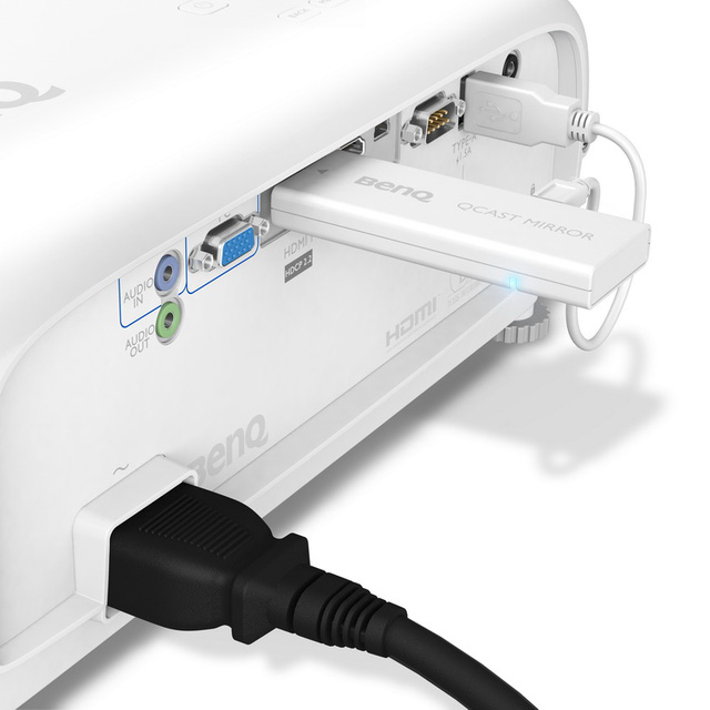 BenQ TK800 - Độ phân giải 4K, có HDR, tối ưu nội dung bóng đá, giá chỉ 35.1 triệu đồng - Ảnh 3. BenQ TK800 - Độ phân giải 4K, có HDR, tối ưu nội dung bóng đá, giá chỉ 35.1 triệu đồng - Ảnh 3.