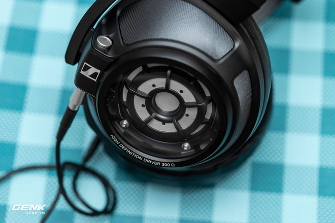 Trải nghiệm Sennheiser HD820 tại Việt Nam - Điều gì làm cặp tai nghe này có giá tới 67 triệu đồng? - Ảnh 11. Trải nghiệm Sennheiser HD820 tại Việt Nam - Điều gì làm cặp tai nghe này có giá tới 67 triệu đồng? - Ảnh 11.
