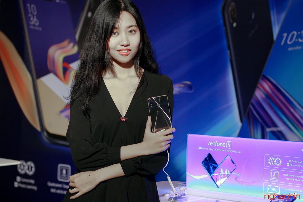 Asus Zenfone 5Z ra mắt thị trường Việt: Snapdragon 845, RAM 6GB, giá 12,5 triệu ảnh 1