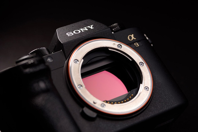Sony đang đe dọa cả Canon và Nikon bằng những chiếc máy ảnh lấy nét siêu nhanh - Ảnh 3. Sony đang đe dọa cả Canon và Nikon bằng những chiếc máy ảnh lấy nét siêu nhanh - Ảnh 3.