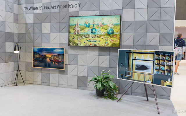 Ghé thăm gian hàng Samsung tại IFA 2018: công nghệ hiện đại kết hợp với nghệ thuật cổ điển