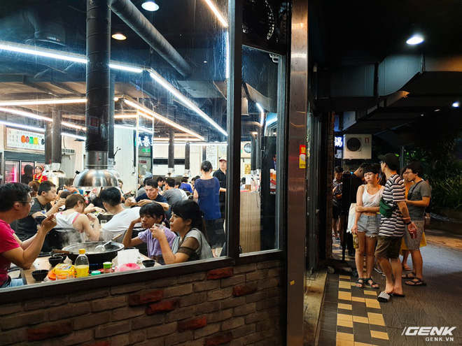 Đánh giá chi tiết camera Galaxy Note9 qua chuyến dạo chơi Đài Loan: chụp thiếu sáng ấn tượng, AI thực sự có ích - Ảnh 8. Đánh giá chi tiết camera Galaxy Note9 qua chuyến dạo chơi Đài Loan: chụp thiếu sáng ấn tượng, AI thực sự có ích - Ảnh 8.