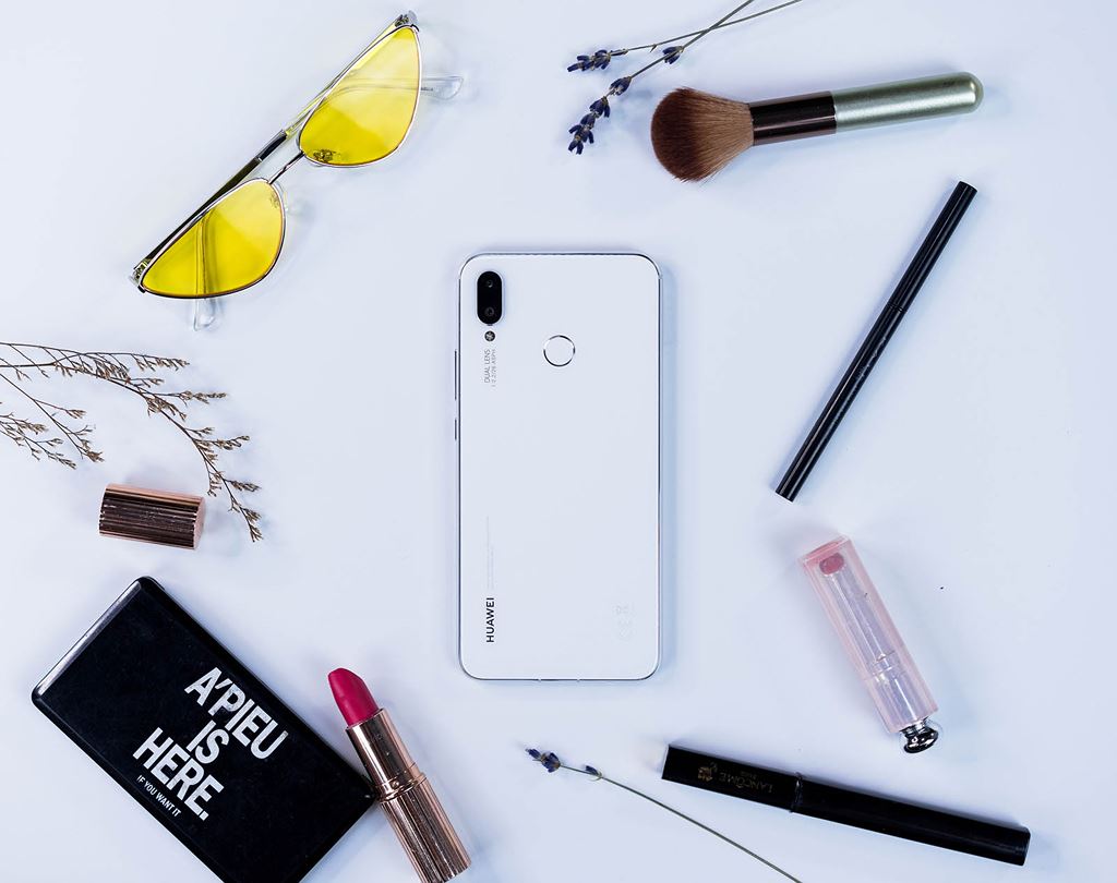 Huawei nova 3i phiên bản trắng ngọc trai chính thức lên kệ thị trường Việt ảnh 4