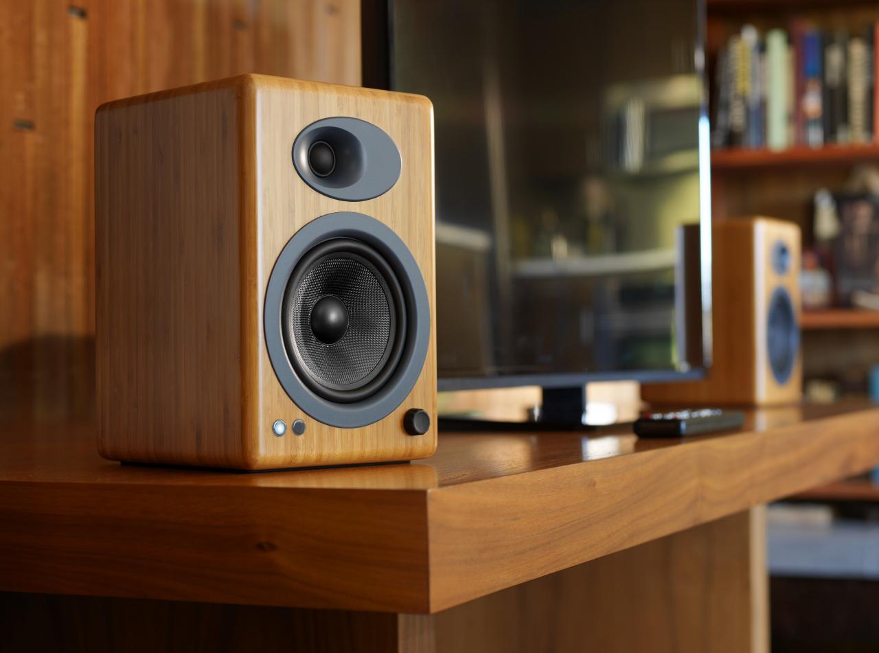 tinhte_audio_engine_A5-Classic-lifestyle-1.jpg Đang tải tinhte_audio_engine_A5-Classic-lifestyle-1.jpg…