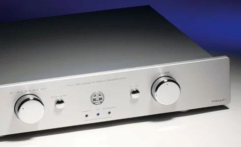 Preamp I MK3 – Mạnh mẽ và tinh tế