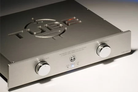 Tube DAC II SE – Chuẩn mực âm thanh tham chiếu