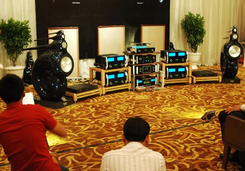 Dàn âm thanh gần 4 tỷ đồng với loa ốc sên huyền thoại