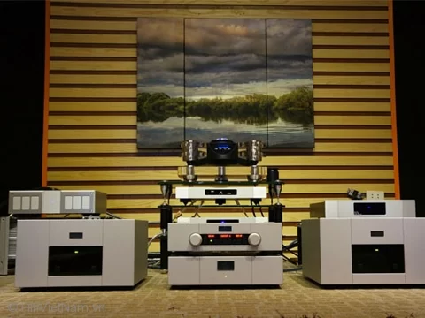 Chơi âm thanh không giống chơi siêu xe