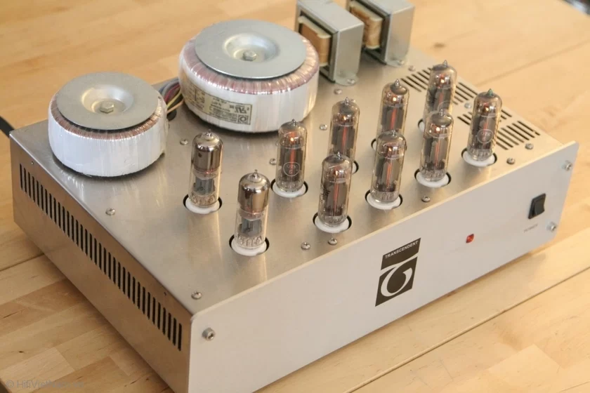 OLT – Một hướng đi của ampli đèn điện tử