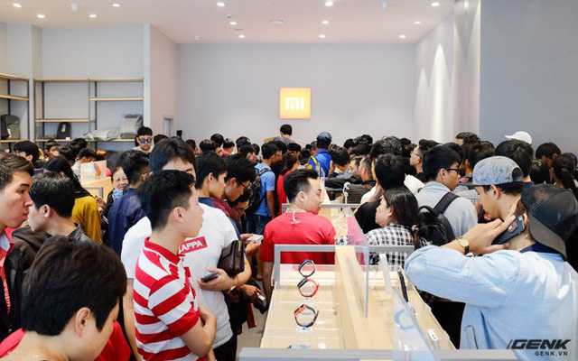 Xiaomi chính thức khai trương thêm cửa hàng Mi Store thứ hai tại TP.HCM: diện tích hơn 300 m2, bày bán hơn 180 mặt hàng thuộc hệ sinh thái Mi