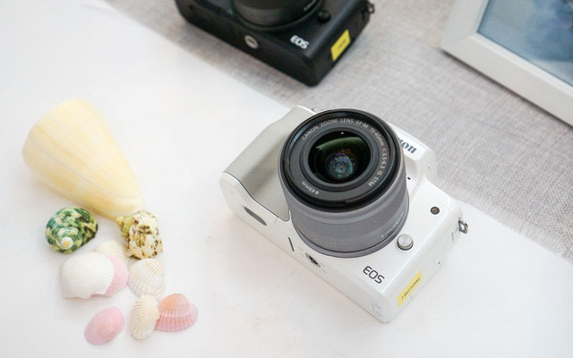 Canon Việt Nam chính thức giới thiệu máy ảnh Mirrorless EOS M50: máy ảnh đầu tiên trang bị DIGIC 8, cảm biến APS-C 24,1 MP, ISO lên đến 51.200, giá 19,99 triệu đồng
