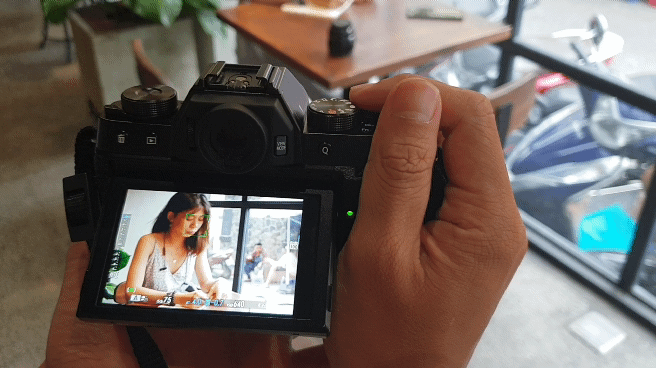 Đánh giá Fujifilm X-T100: ứng viên entry level tiềm năng, thừa hưởng nhiều ưu điểm từ đàn anh cao cấp - Ảnh 14. Đánh giá Fujifilm X-T100: ứng viên entry level tiềm năng, thừa hưởng nhiều ưu điểm từ đàn anh cao cấp - Ảnh 14.