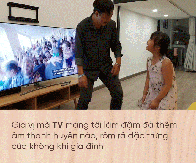 Những chiếc TV màn hình lớn đang giúp tình cảm gia đình gắn kết hơn - Ảnh 3.