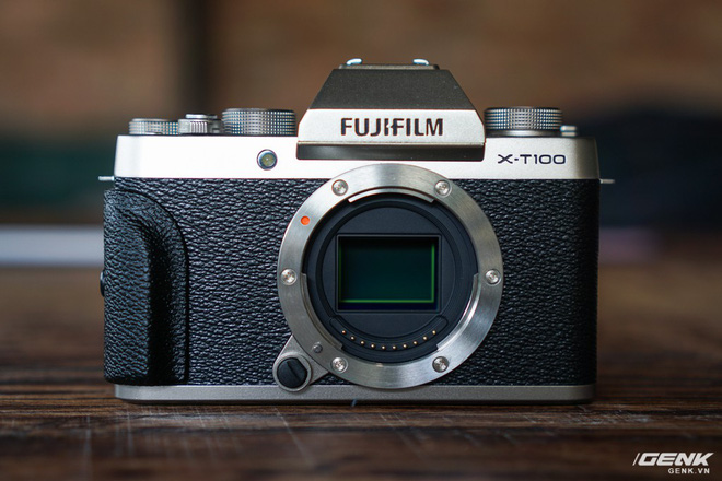 Đánh giá Fujifilm X-T100: ứng viên entry level tiềm năng, thừa hưởng nhiều ưu điểm từ đàn anh cao cấp - Ảnh 13.