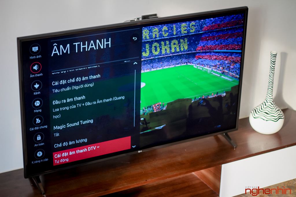 Mở hộp Tivi LG 4K HDR 55 inch, tích hợp Football Edition, giá 17,9 triệu ảnh 9