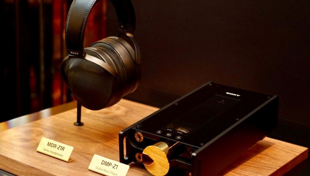 Sony trình làng DMP-Z1: Nguồn phát nhạc với núm vặn bằng vàng, giá 7900 USD ảnh 3