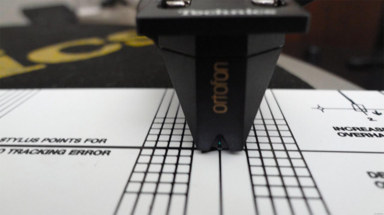 tinhte_cartridge_protractor_2.jpg Đang tải tinhte_cartridge_protractor_2.jpg…