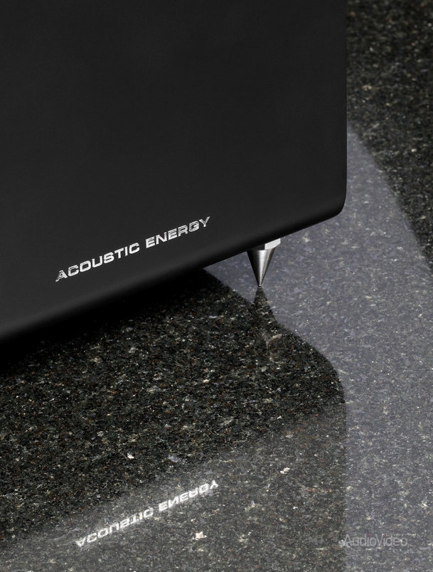 Acoustic Energy AE109: Sự trở lại của một tượng đài