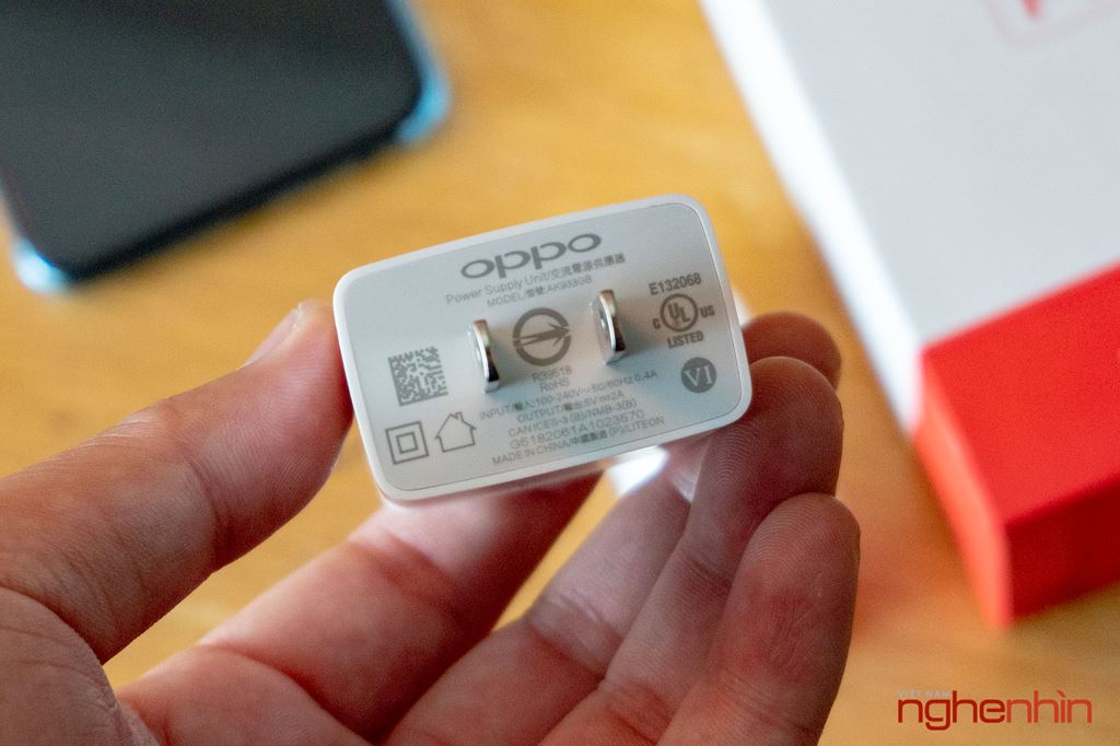 Mở hộp Realme 2 Pro: chip Snapdragon 660, RAM 8GB, ROM 128GB ảnh 2