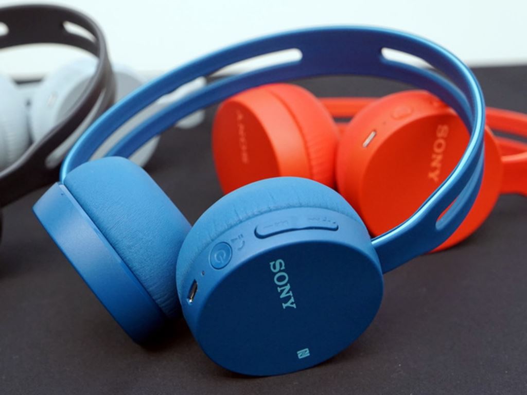 Sony giới thiệu bộ đôi tai không dây giá bình dân WH-CH400 và WI-C300 ảnh 2