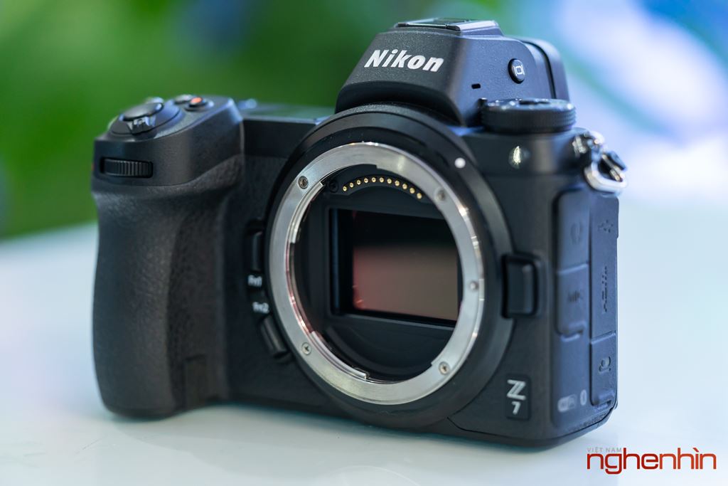 Trên tay máy ảnh không gương lật Nikon Z7: mỏng nhẹ hơn, hoàn thiện tốt ảnh 1