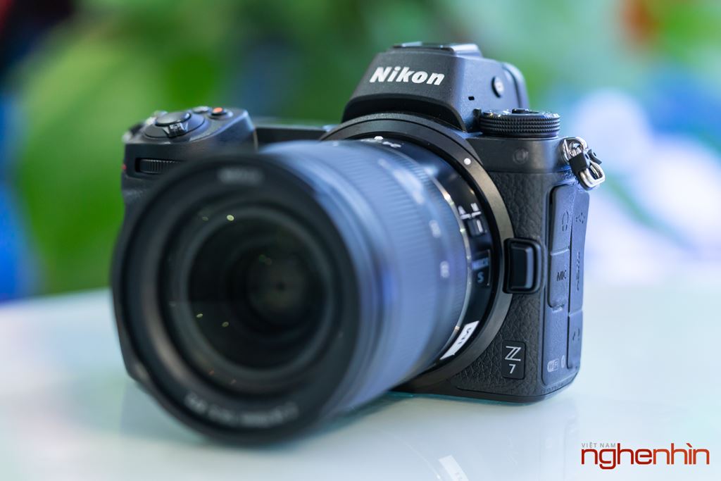 Trên tay máy ảnh không gương lật Nikon Z7: mỏng nhẹ hơn, hoàn thiện tốt ảnh 2