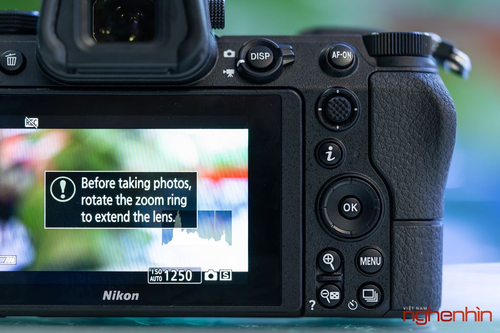 Trên tay máy ảnh không gương lật Nikon Z7: mỏng nhẹ hơn, hoàn thiện tốt ảnh 16