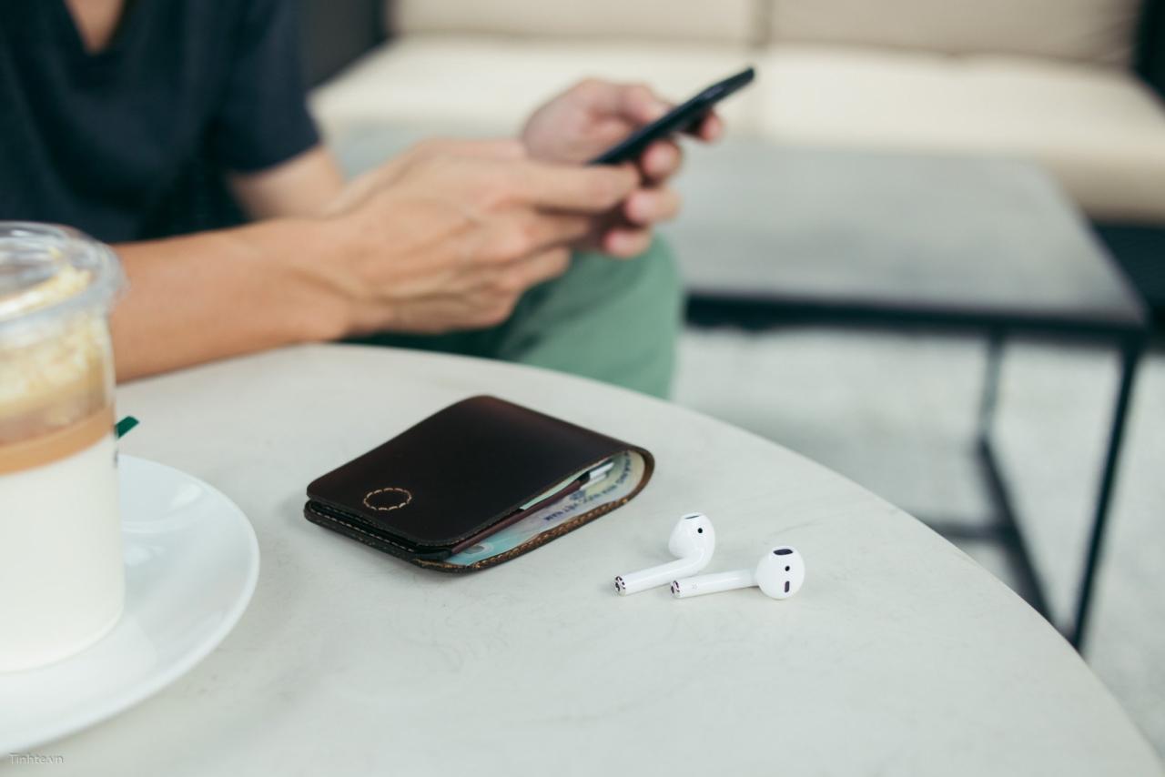 Apple đã có bằng sáng chế headphones nhận biết tai trái-phải, không cần quan tâm phải đeo đúng bên