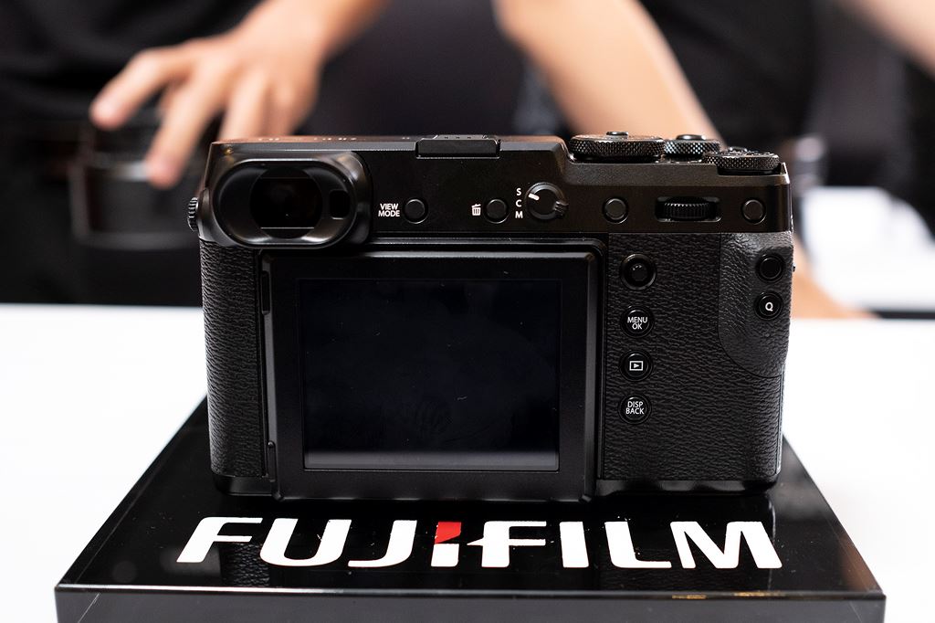 Fujifilm Việt Nam ra mắt máy ảnh mirrorless GFX 50R: kiểu dáng rangefinder, cảm biến medium format, giá 109 triệu đồng ảnh 7