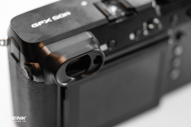 Trên tay máy ảnh Fujifilm GFX-50R: Medium Format siêu cao cấp, giá trên 100 triệu đồng - Ảnh 12.