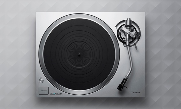 Mam dia than Technics SL-1500C