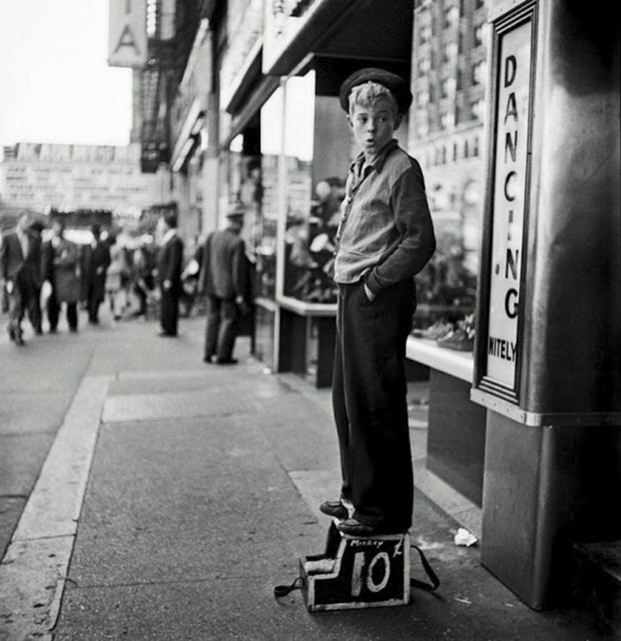 Đang tải 59ad1113d475a-vintage-photographs-new-york-street-life-stanley-kubrick-16-59a91d0b4e1c6__700.jpg…