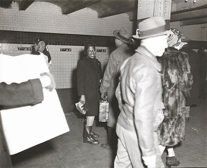 59ad11171c245-vintage-photographs-new-york-street-life-stanley-kubrick-15-59a95063450f2__700.jpg Đang tải 59ad11171c245-vintage-photographs-new-york-street-life-stanley-kubrick-15-59a95063450f2__700.jpg…