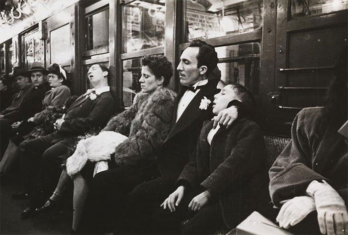 59ad11173bd11-vintage-photographs-new-york-street-life-stanley-kubrick-17-59a950bf66ac0__700.jpg Đang tải 59ad11173bd11-vintage-photographs-new-york-street-life-stanley-kubrick-17-59a950bf66ac0__700.jpg…