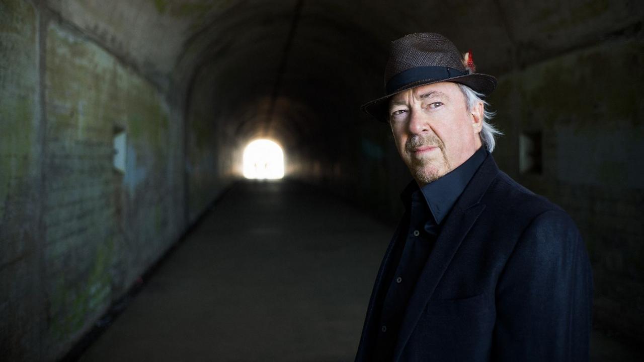 Đang tải tinhte_boz_scaggs_out_of_the_blue.JPG…