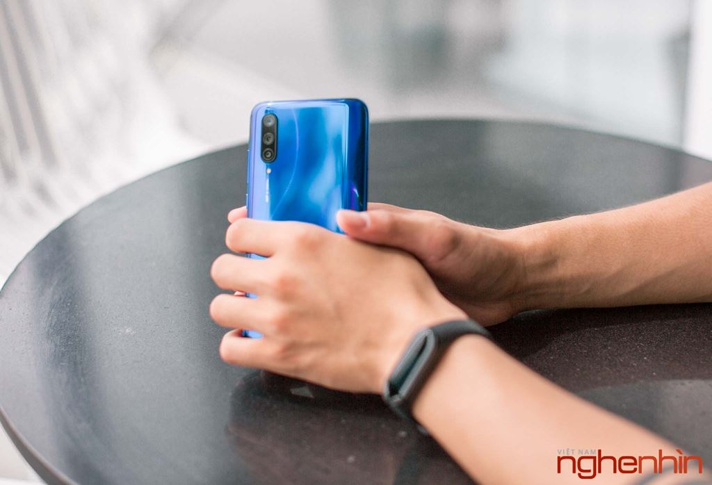 Trên tay Mi CC9 tại Việt Nam: camera nổi bật, cấu hình tốt, giá chỉ 6 triệu ảnh 1
