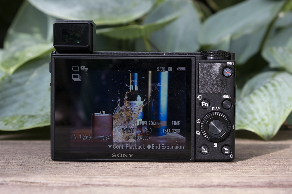 Sony RX100 VII ra mắt: nhỏ bé nhưng mạnh như A9 ảnh 2