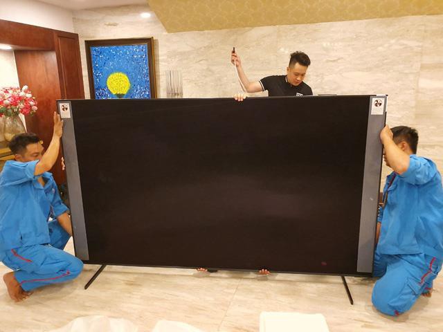 Ai sẽ là người tiếp theo sở hữu chiếc TV QLED 8K quý tộc này? - Ảnh 1. Ai sẽ là người tiếp theo sở hữu chiếc TV QLED 8K quý tộc này? - Ảnh 1.