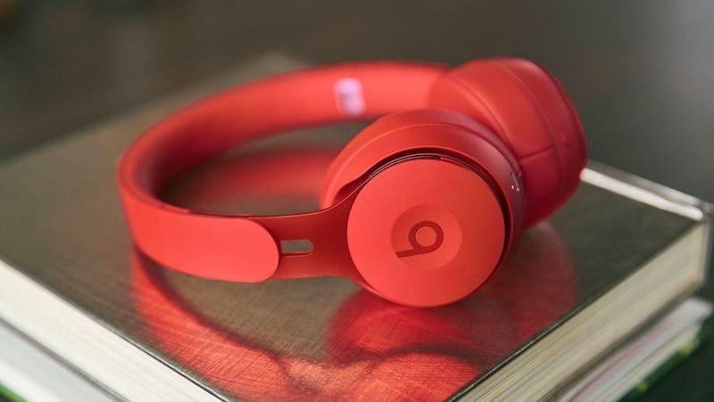 Apple trình làng tai nghe chụp Beats Solo Pro với tính năng khử ồn chủ động.