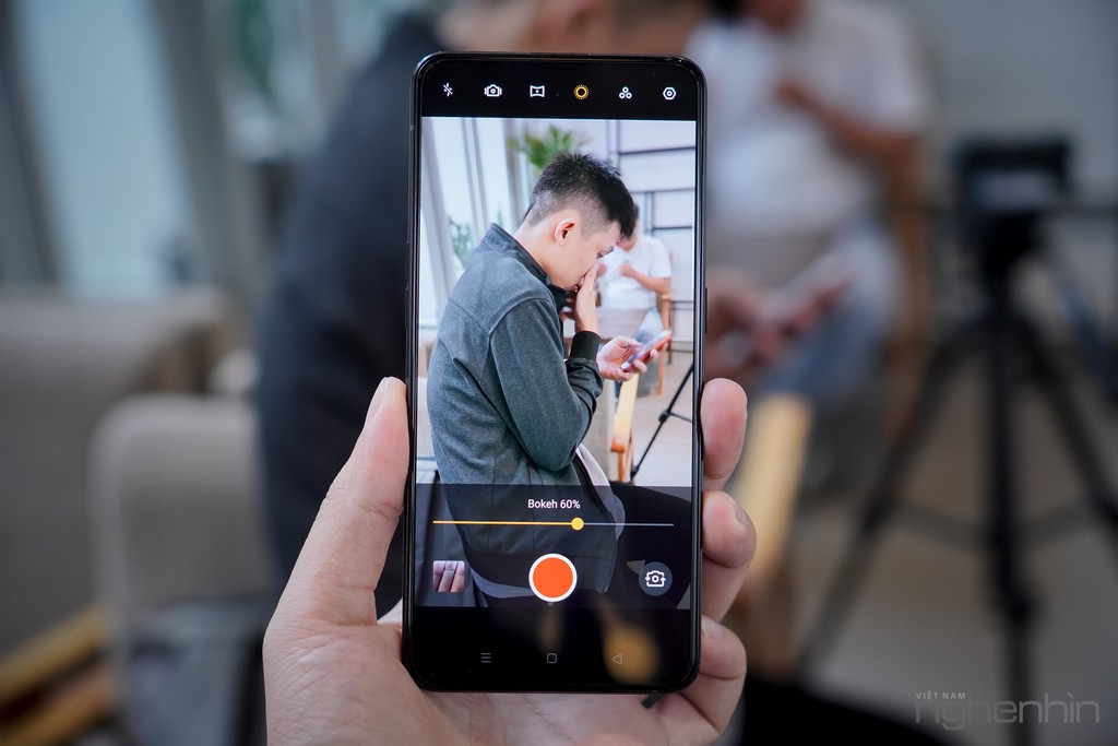 Mở hộp Oppo Reno 2: thiết kế đẹp, độc đáo, nâng cấp camera và hiệu năng! ảnh 18