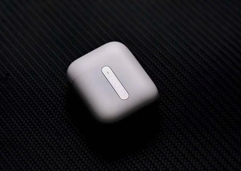 OPPO Enco Free có thiết kế và hộp đựng rất giống với Apple AirPods