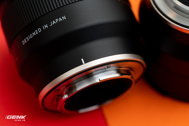Đánh giá ống kính Tamron 35mm và 24mm III OSD M1:2: Giá rẻ, đa dụng nhưng chưa hoàn hảo - Ảnh 13. Đánh giá ống kính Tamron 35mm và 24mm III OSD M1:2: Giá rẻ, đa dụng nhưng chưa hoàn hảo - Ảnh 13.