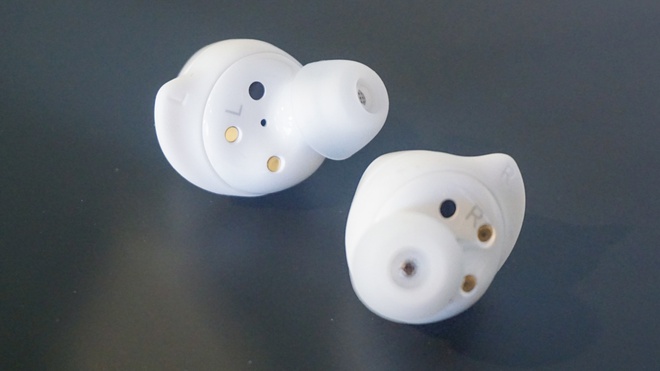 Galaxy Buds+ ra mat, pin 11 tieng, cai tien chat am hinh anh 7 pMjPY2e3snJ5BGq2Npy35e.jpg