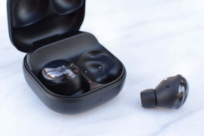 Galaxy Buds Pro đang là mẫu tai nghe không dây được nhiều người mong chờ  /// Ảnh chụp màn hình Engadget