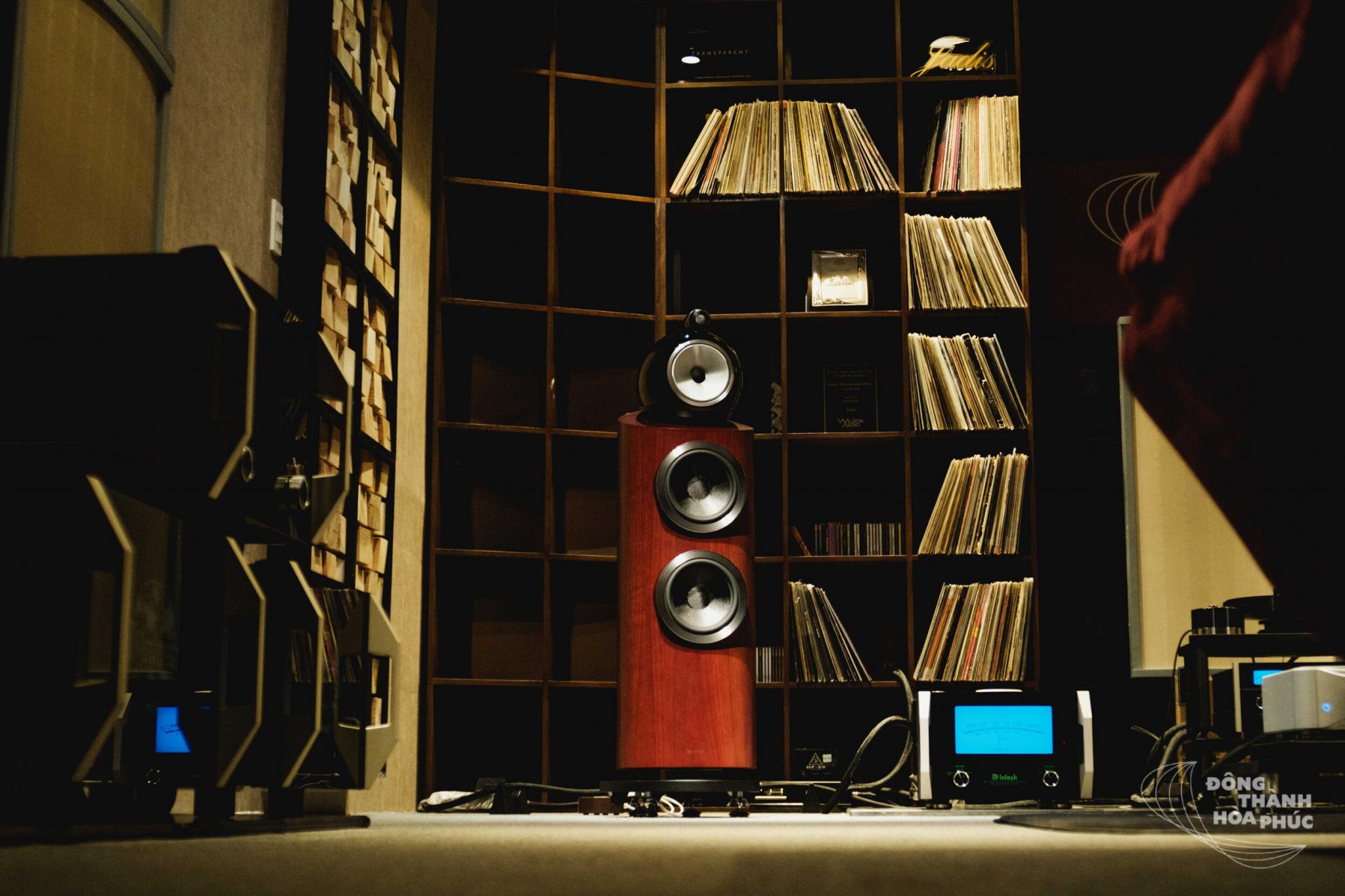 Bowers&Wilkins_802D3_McIntoshMC1.25KW_Đông_Thành_Hòa_Phúc (4 of 16).jpg