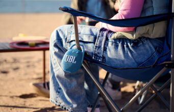 JBL Clip 5: Chiếc loa siêu di động bền bỉ cho mọi chuyến đi